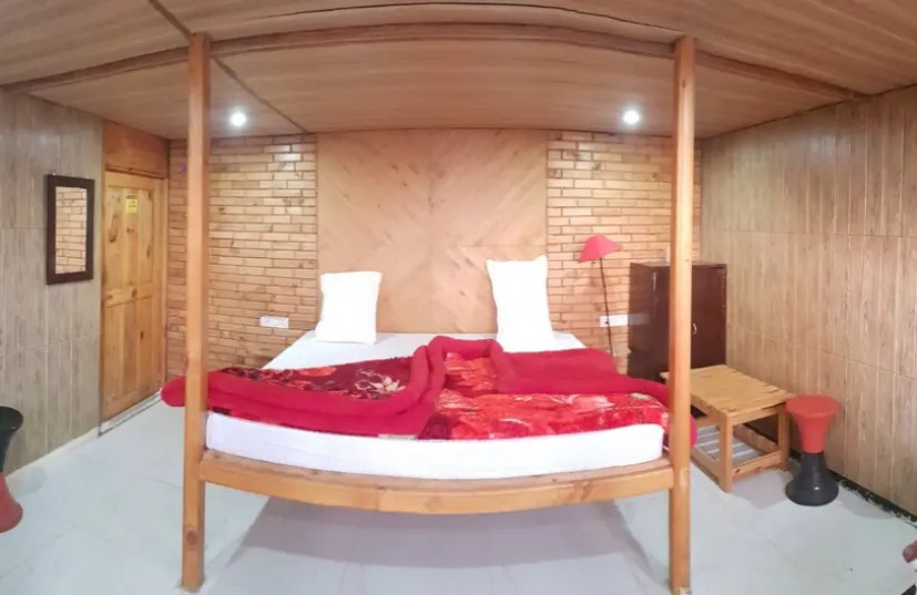 Elwood Resort Pangot