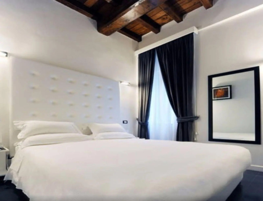 Pantheon Royal Suite