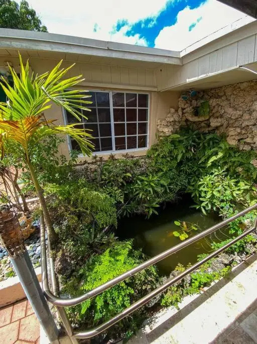 Your Cozy Spacious home with Heated Pool