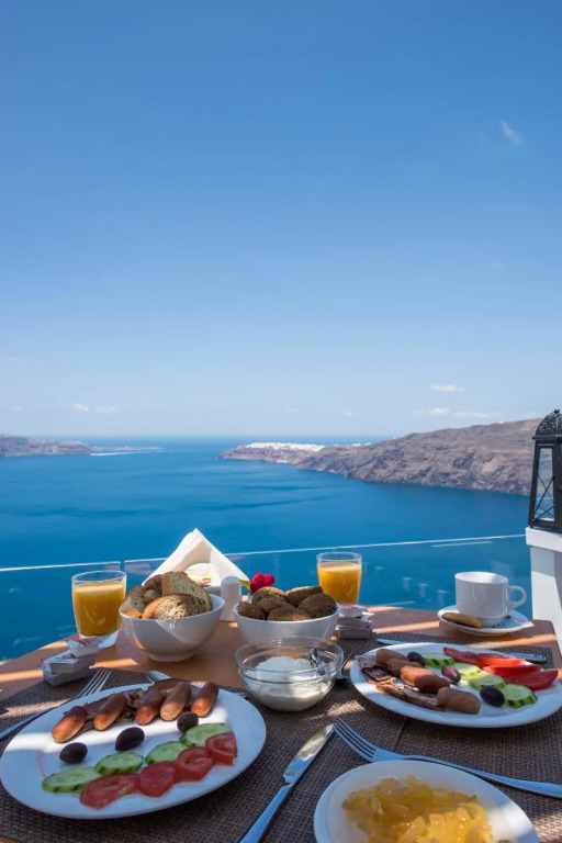 Gizis Cliffside Suites