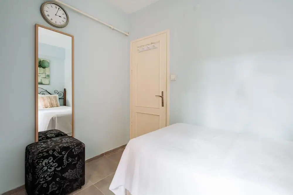 Lovely Flat w Balcony 5 min to Istiklal Ave