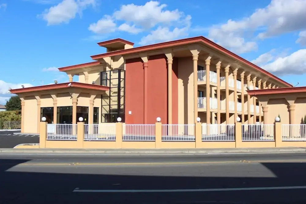 The Prime Suites, Vallejo - Napa Valley and Six Flags Discovery Kingdom