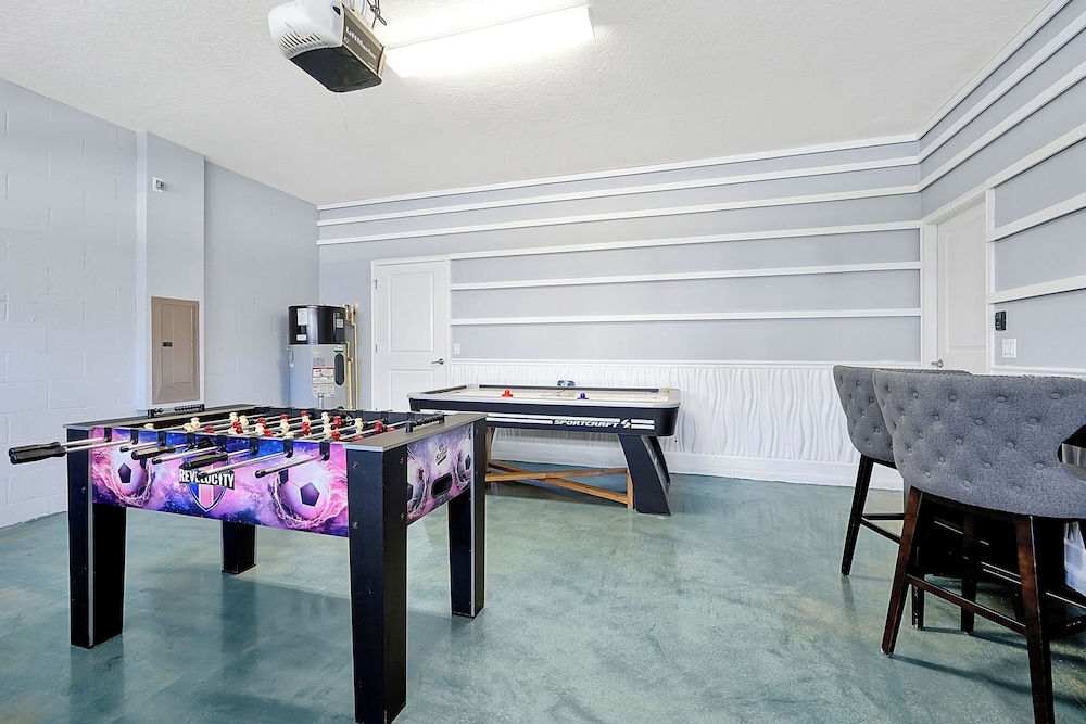 1571 Observer Lane, Davenport-8bed