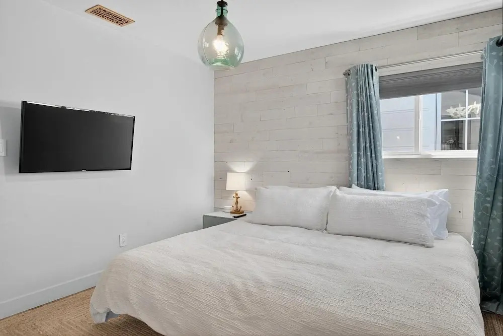 Your Coastal Getaway in Manhattan Beach Awaits