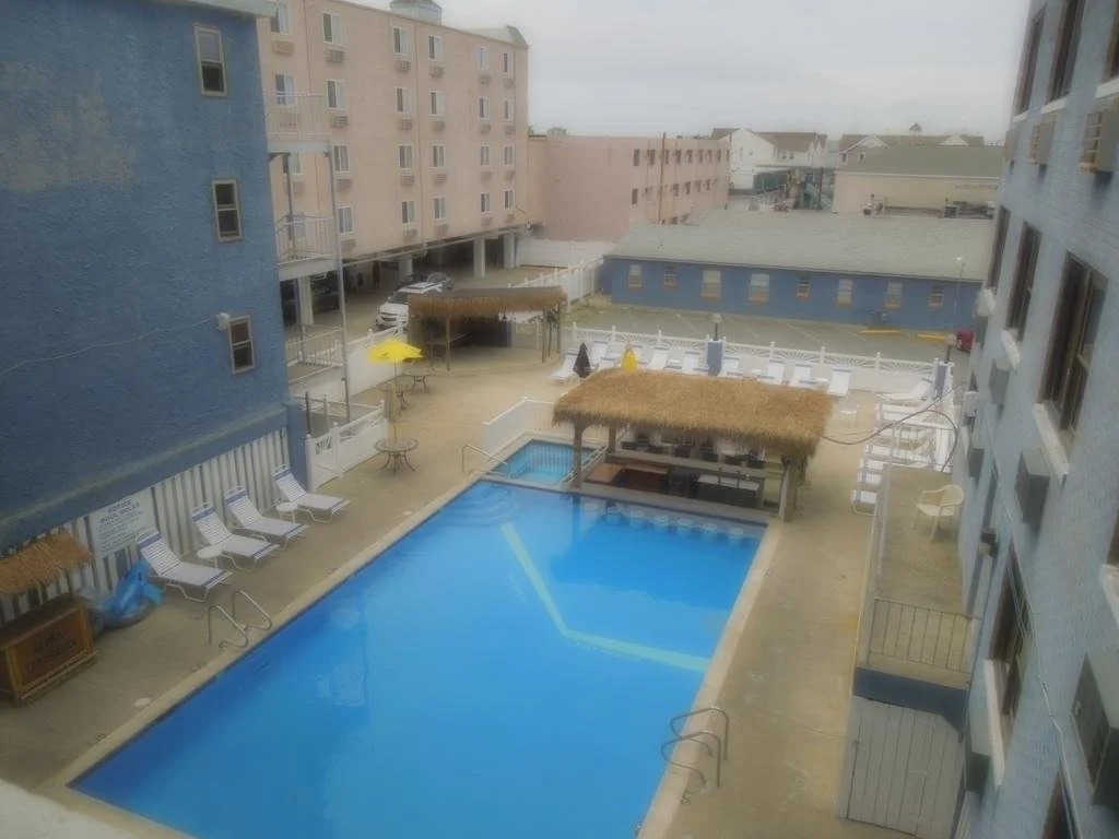 Oceanic Hotel