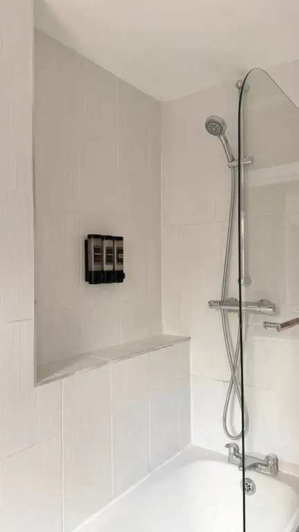 Elysian Nights-Palm Garden in Central London- 2 WC