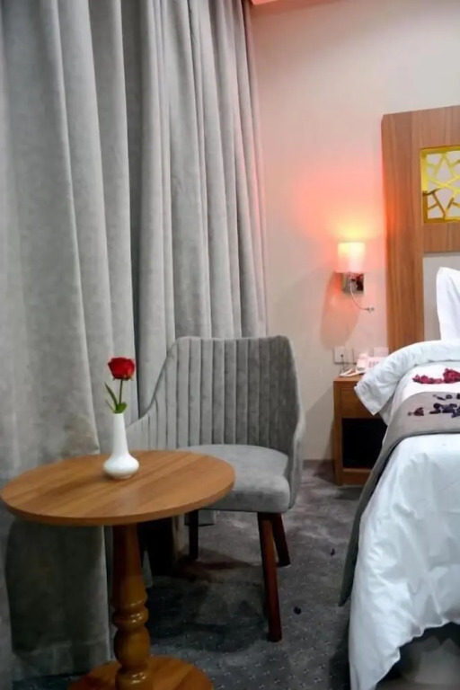 Salsbil Almasi Hotel