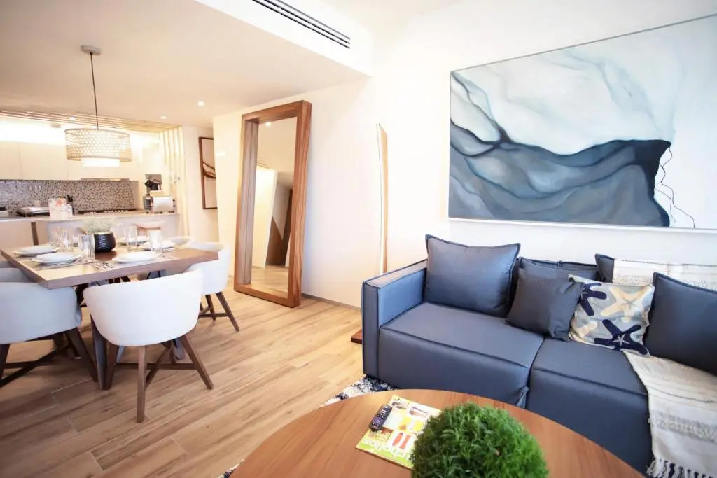LatitudLuxe apartment in Providencia with pool and gym