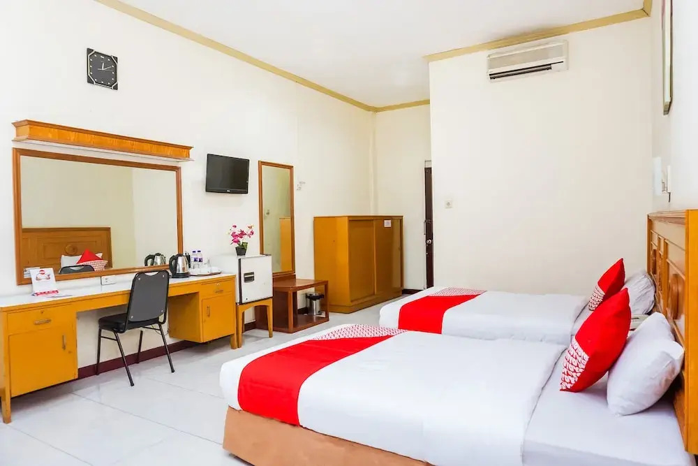 Oyo 375 Hotel Bougenville