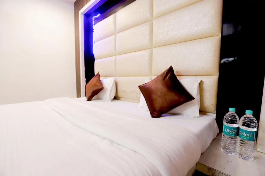 Hotel Grey Castle - Near Haridwar Railway Station