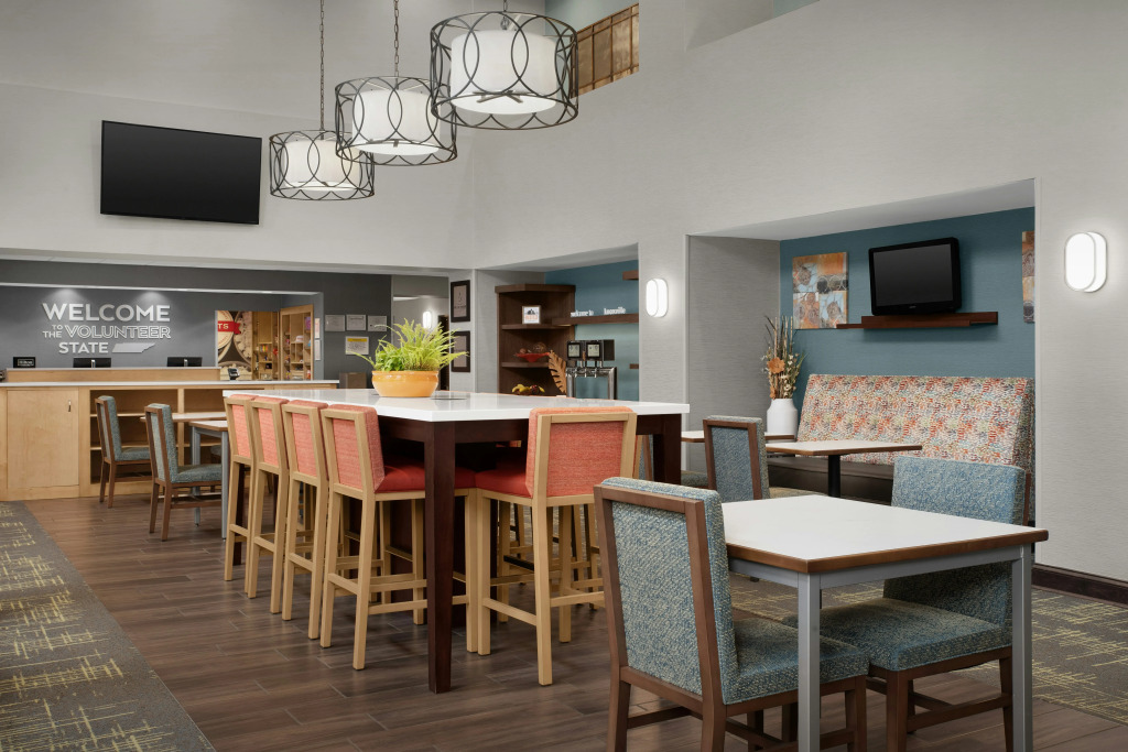 Hampton Inn & Suites-Knoxville/North I-75