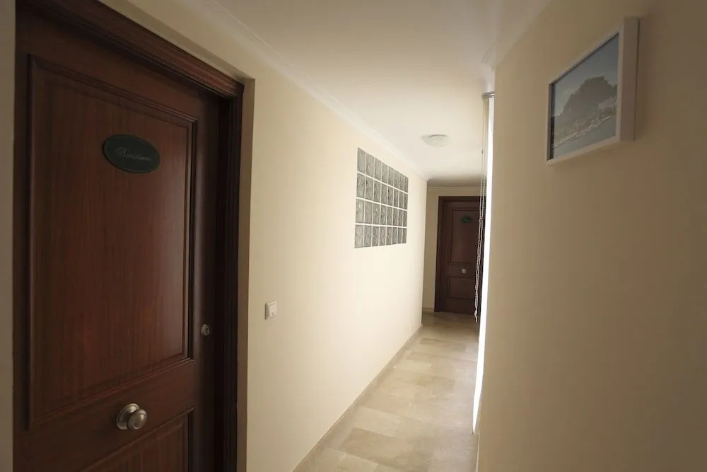 Dénia24 Apart & Hostel Beniarbeig