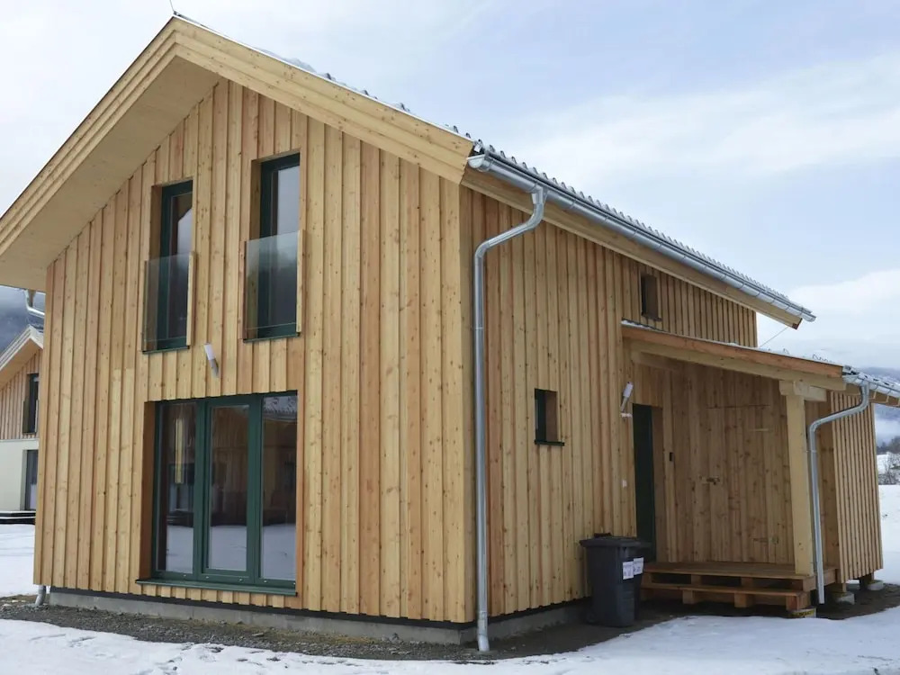Spacious Chalet With IR Sauna and Whirlpool