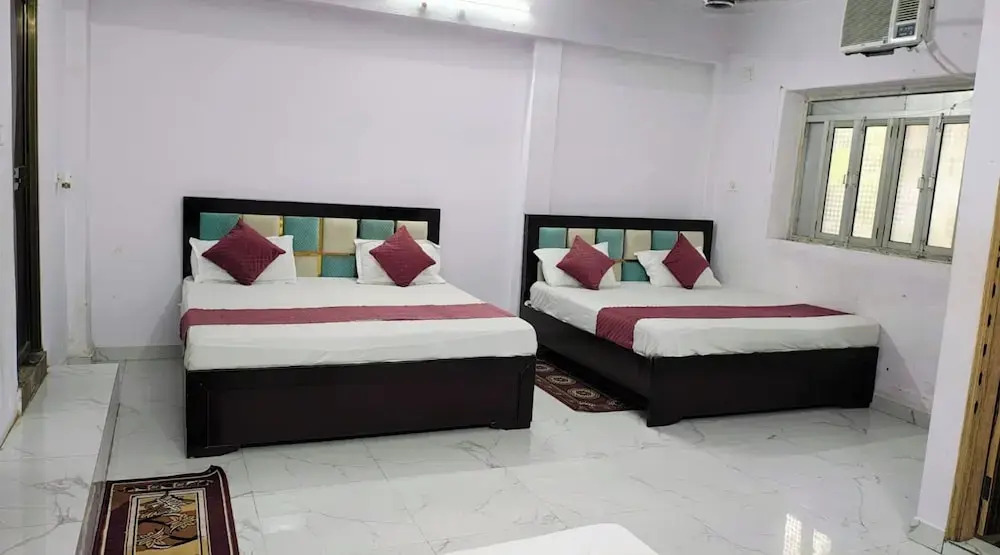 Hotel Shri Hari Lodge Ram Nagari Ayodhya
