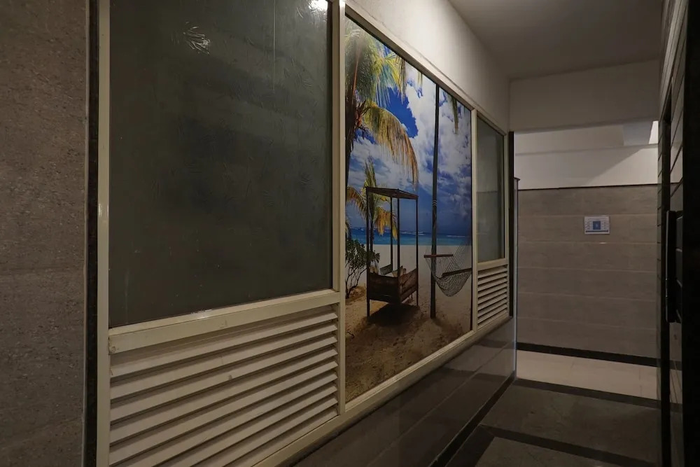 OYO 28029 Living Luxurious Studio Rooms