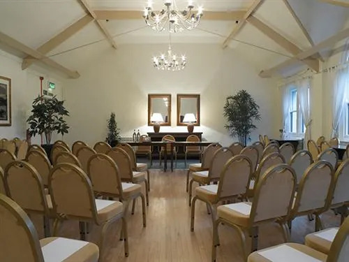The Beaufort, Raglan