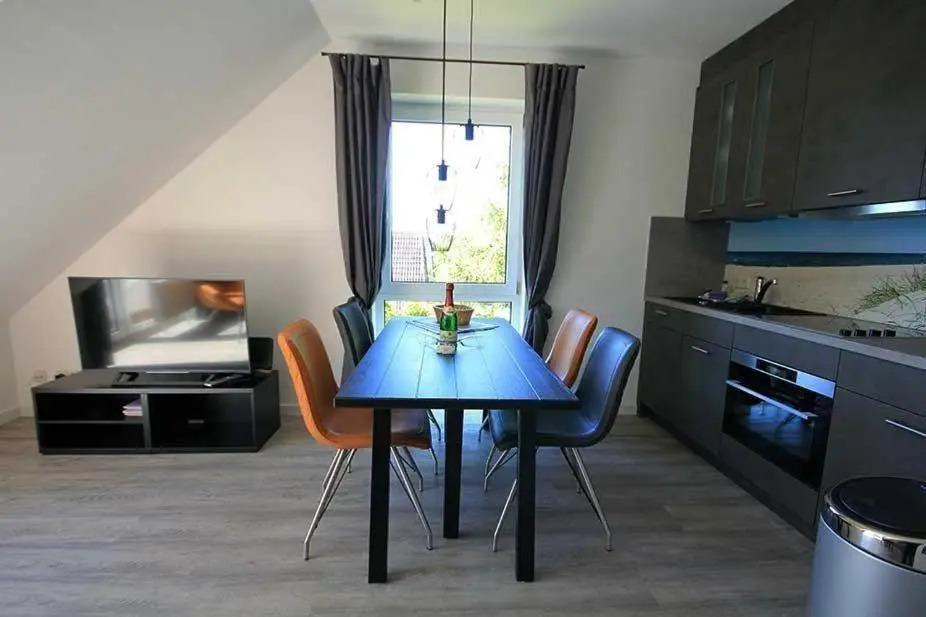 Ferienwohnung-9-im-Appartementhaus-Seeadler-Duhnen-mit-Strandkorb