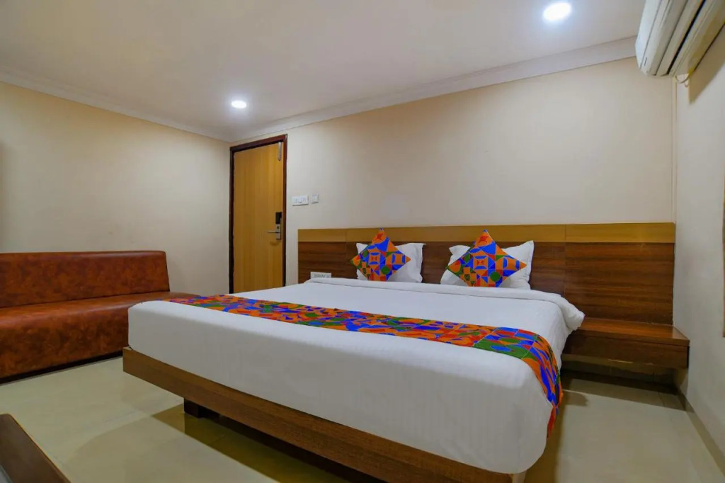 FabHotel Pishori - Vijay Nagar