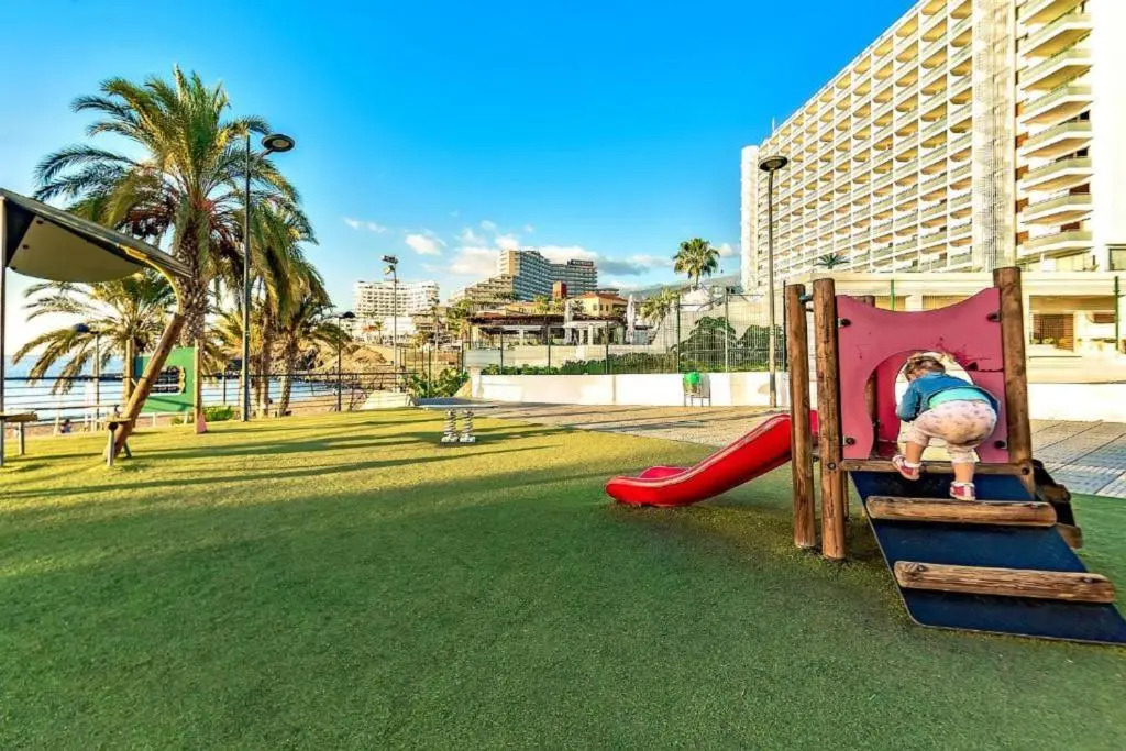 Apartamento de 2 dormitorios con Wifi, cerca de playa, en Playa de Las Americas