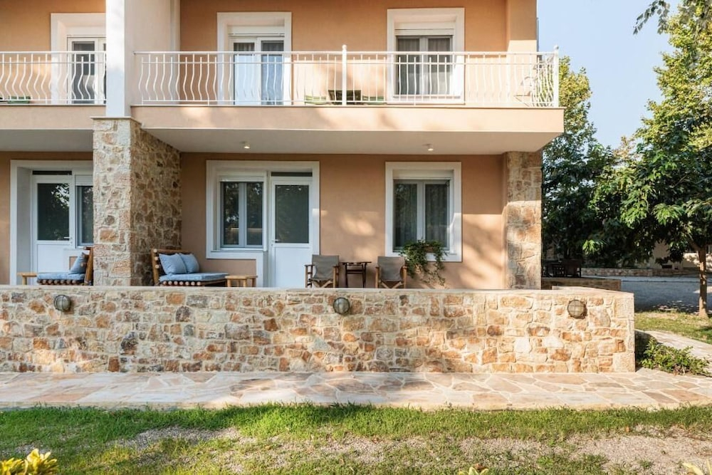 KYMA STAY - Beachfront apartments