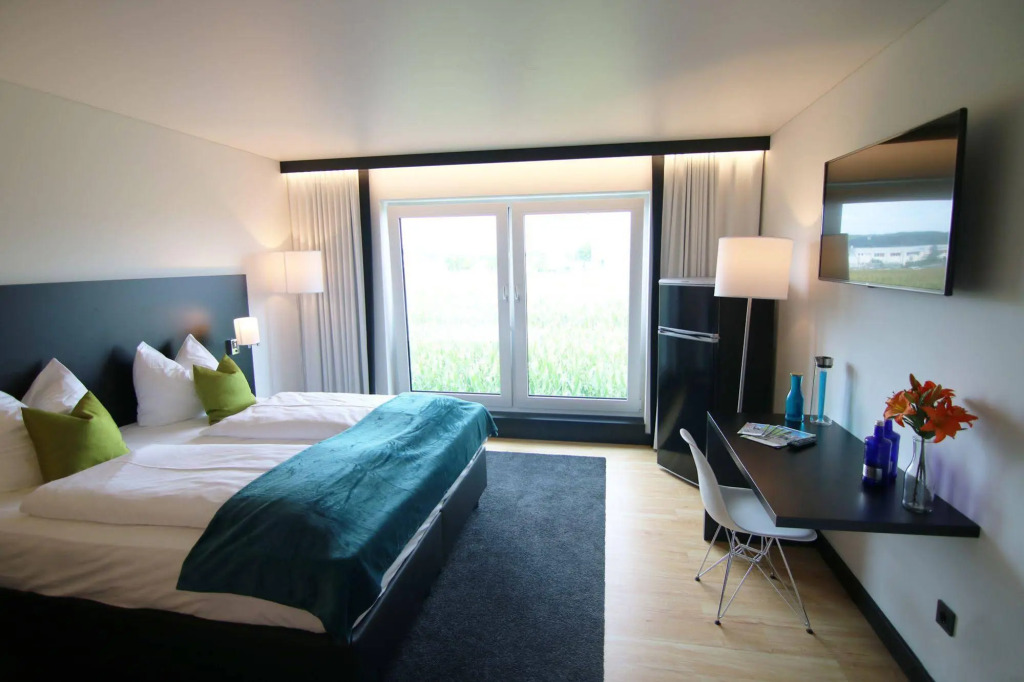 MN Hotel