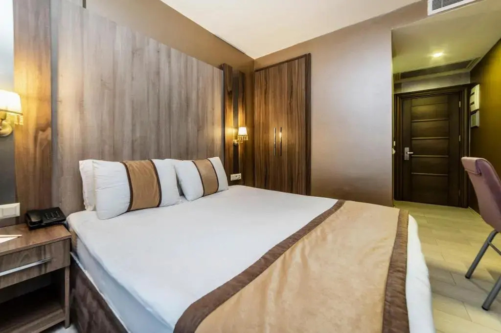Royal Capital Thermal & Spa Hotel