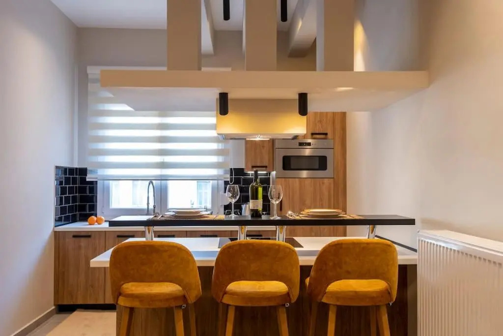 Maison De Luxx A8 Central