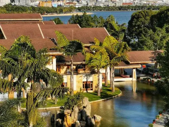 Huquan Resorts & Spa