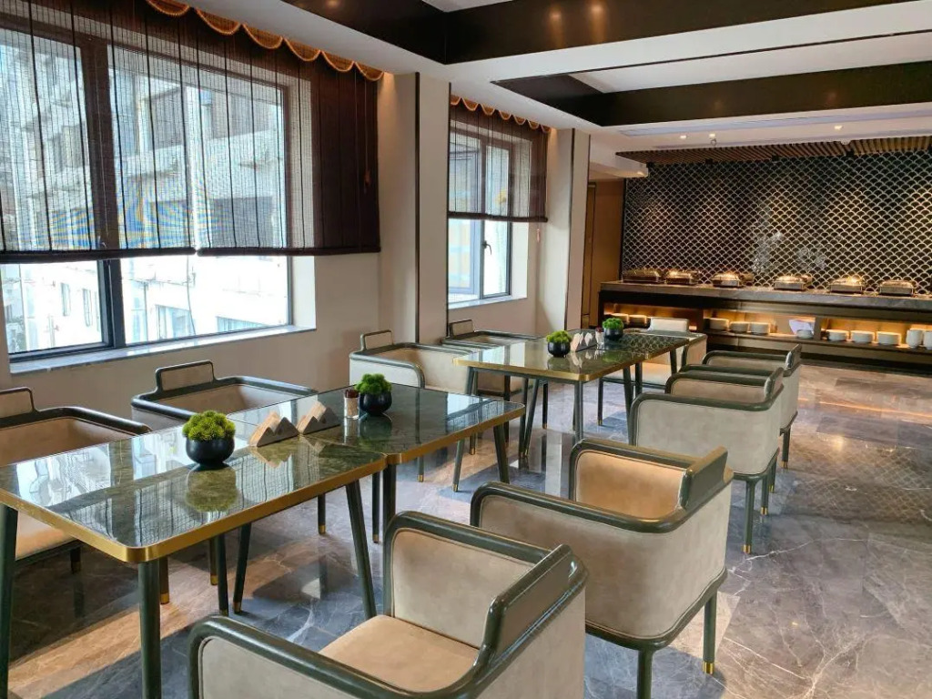 Fushang Hotel