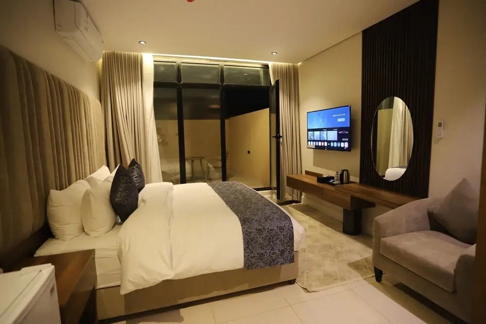 Niam Hotel Suites