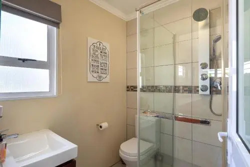 Pro Monis Guesthouse