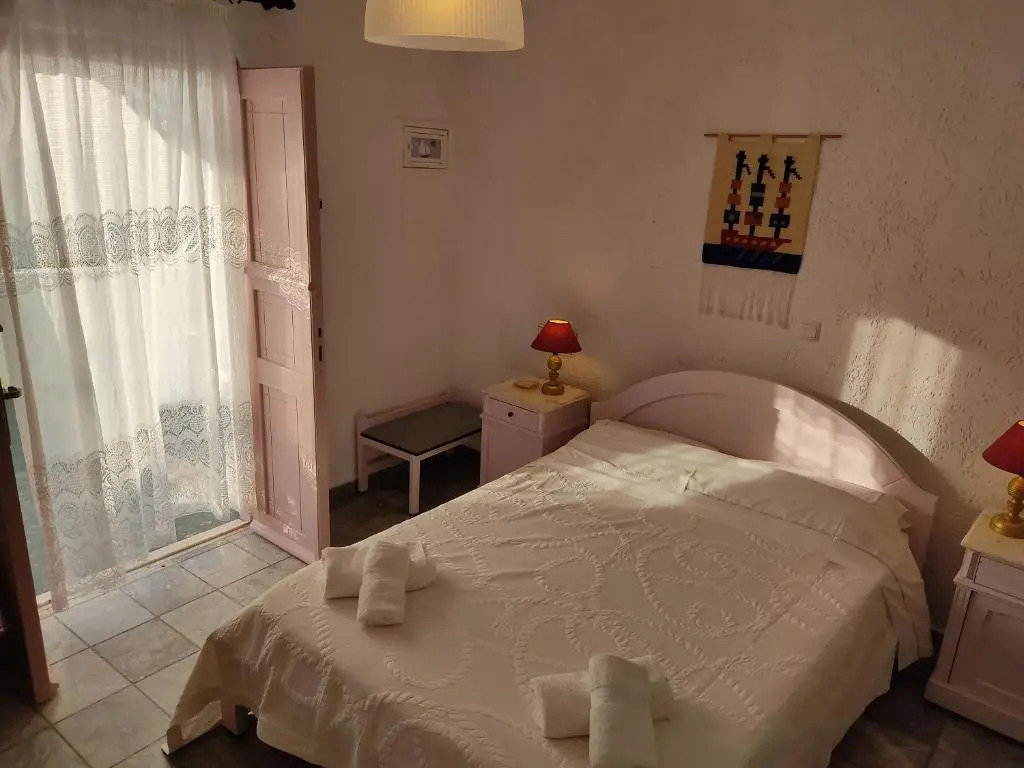 Porto Sikinos Hotel