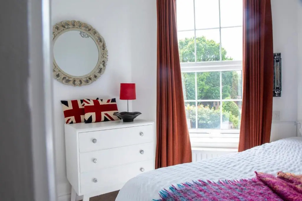 Beautiful 2-Bedroom Townhouse in Stratford upon Avon