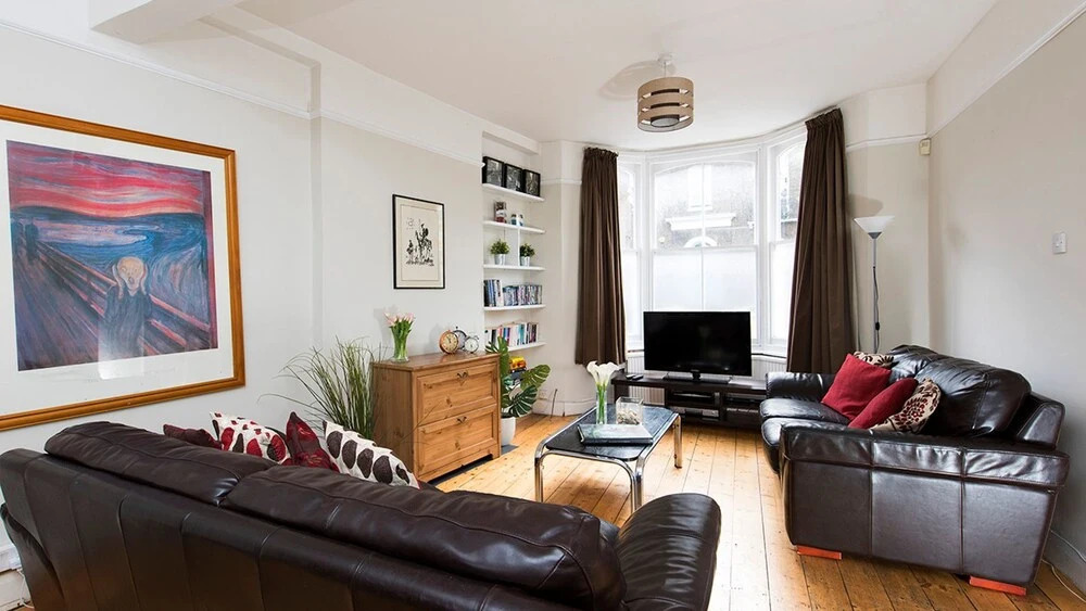 Spacious 6BR House near Trendy Brixton