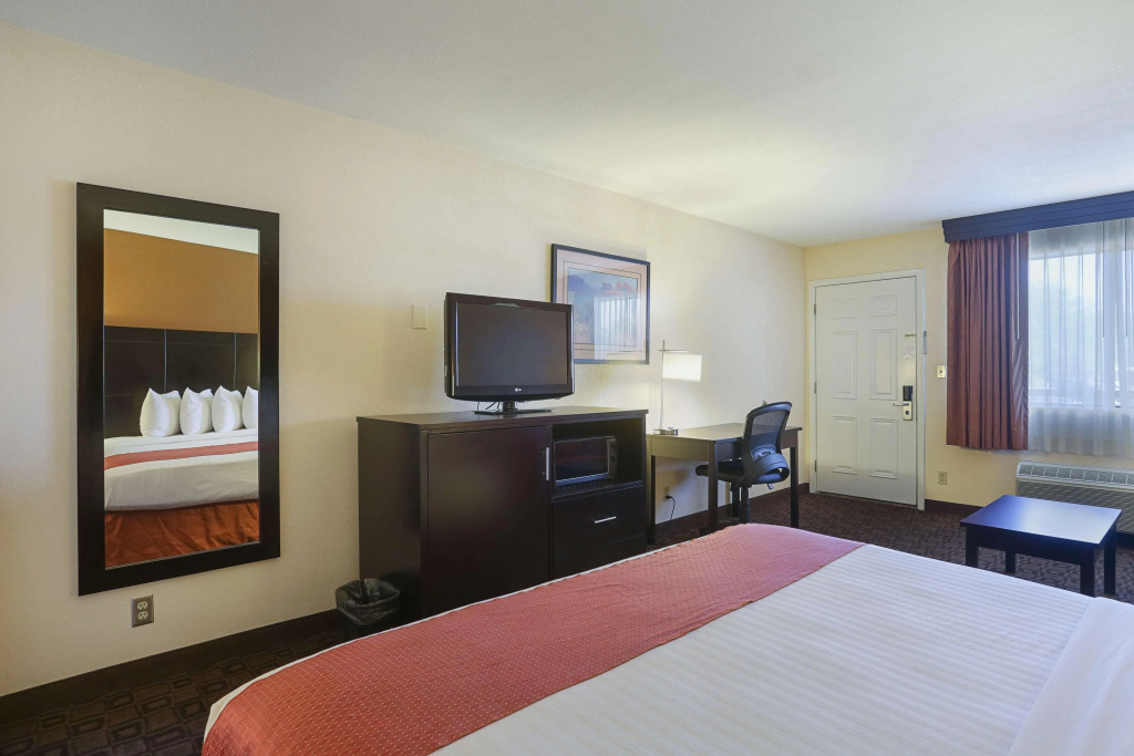 Best Western Superstition Springs Inn