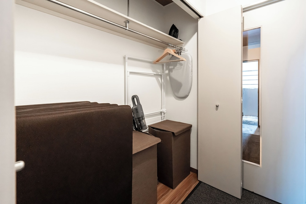 Urban Stay LC12 Bankan
