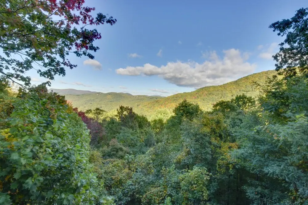 Pet-friendly Sky Valley House w/ Game Room & Views