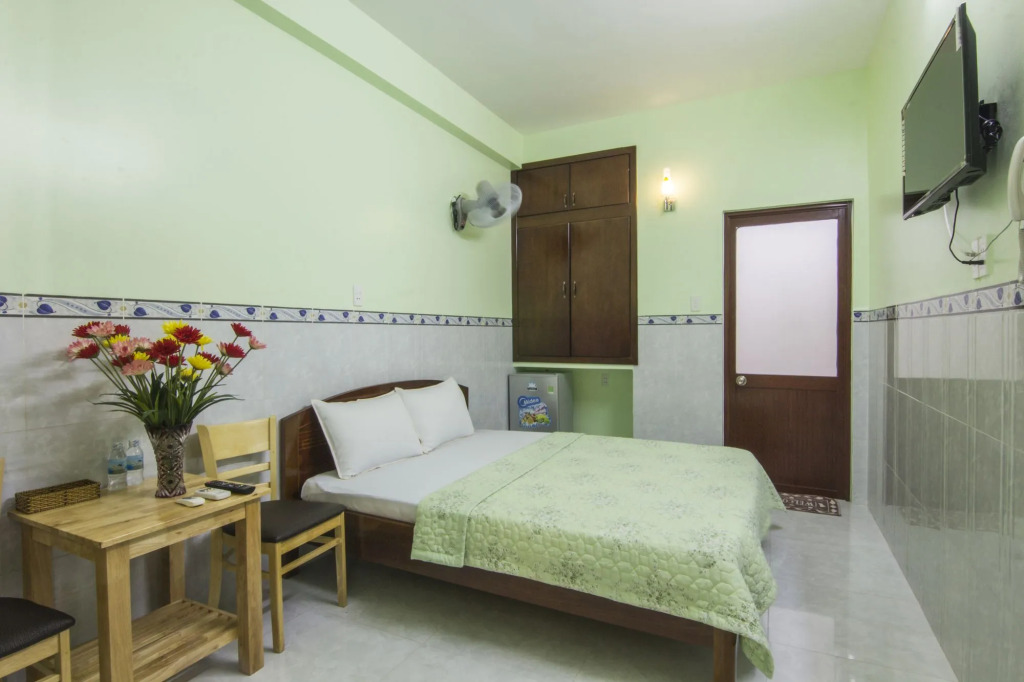 Thai Quang Hotel