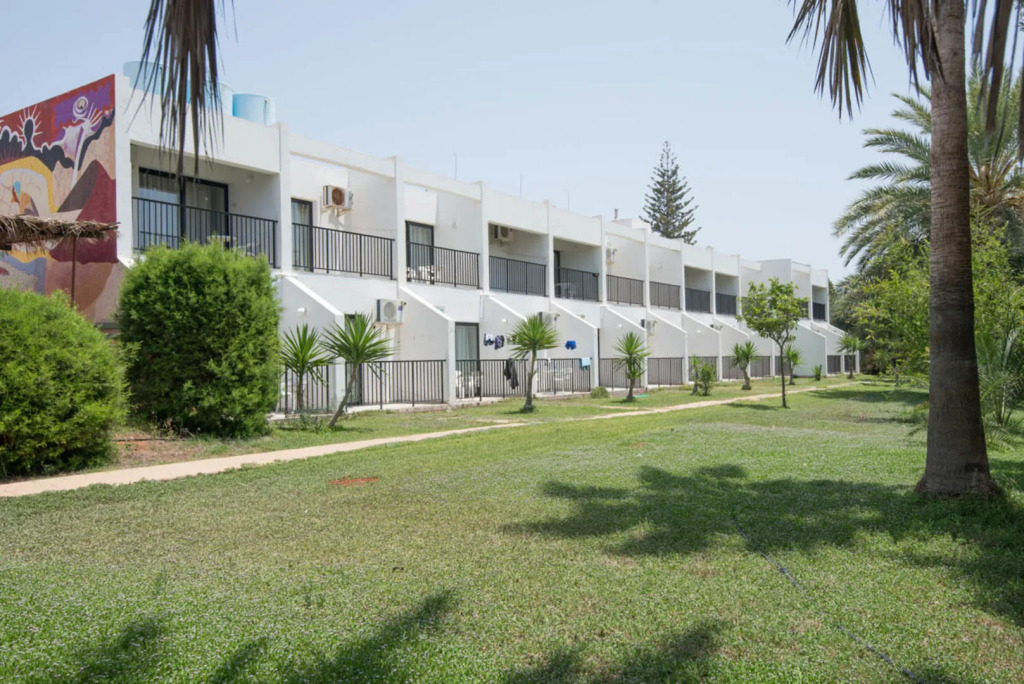 Kkaras Hotel