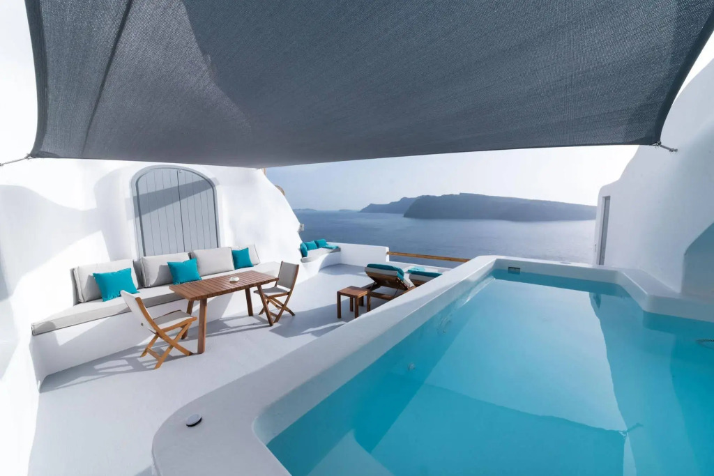 Maregio Suites