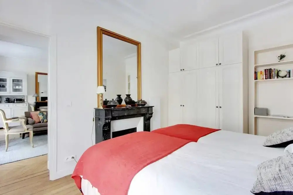 Eiffel Market Charming 2 Bed Apt Near Invalides