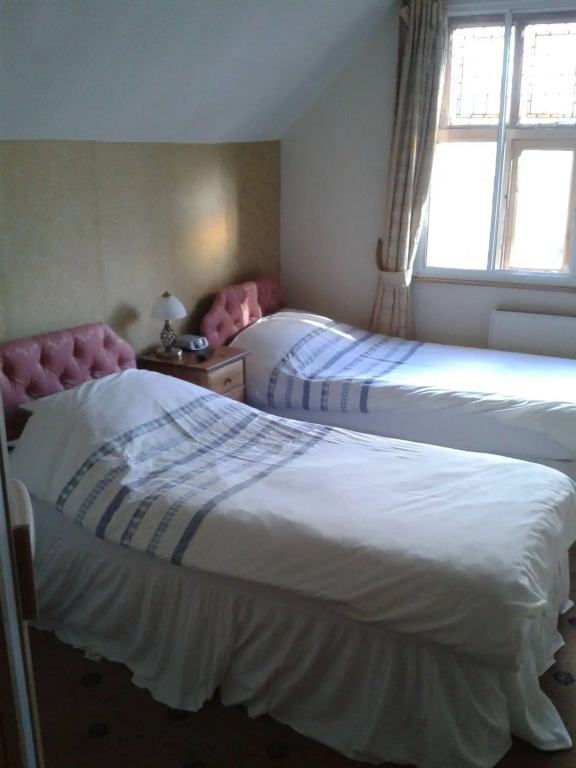 Oakfield Lodge Guest House Stockport