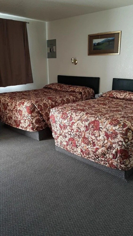 Grey Goose Motel