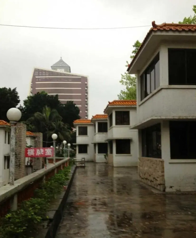 Lavande Hotel Zhuhai Gongbei Port Square