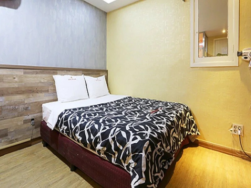Neo Blue Motel