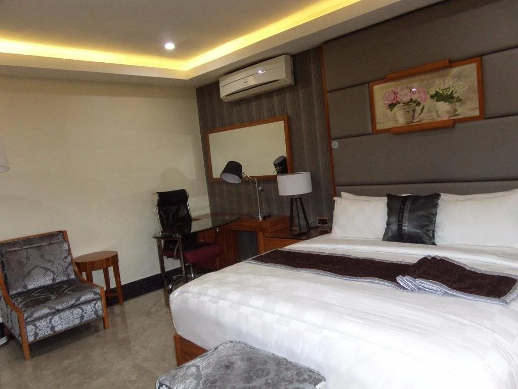 LimeRidge Hotels, Ikoyi