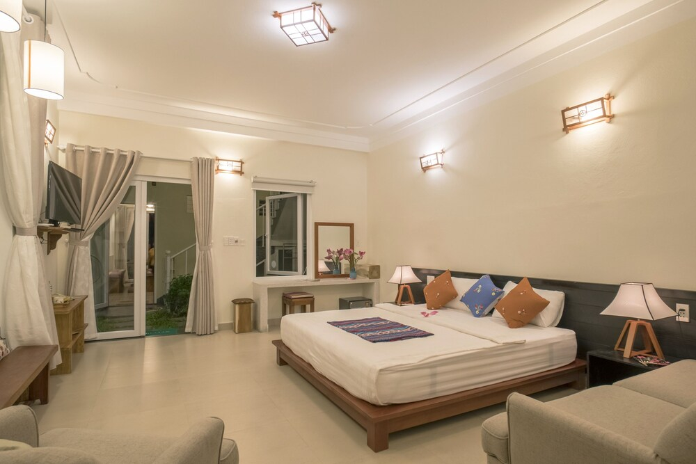 HA Devan Hoian Pool Villa