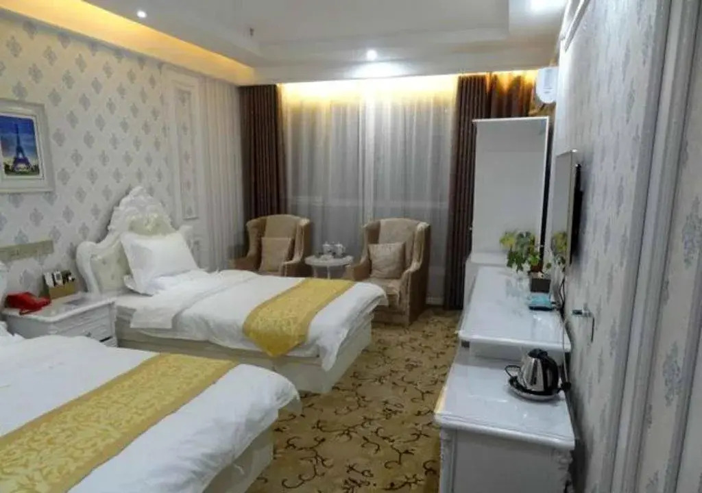 Zhang Ye Long Sheng Holiday Hotel