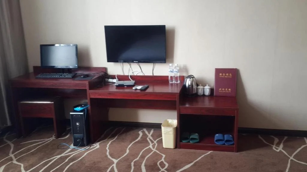 Wanlong Business Hotel