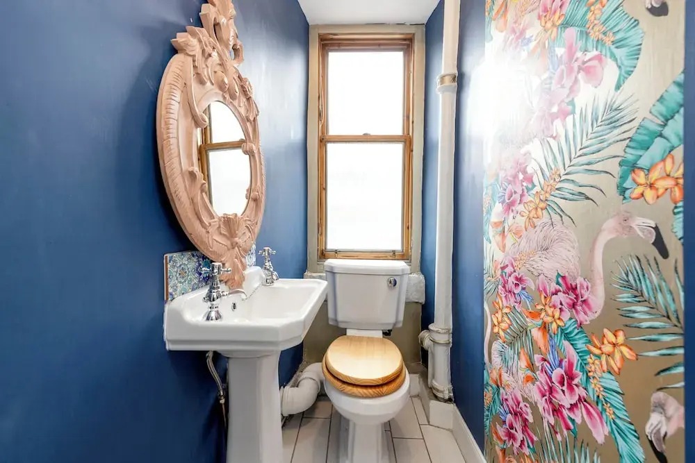 JOIVY Edinburgh Spacious Apartment - Royal Mile